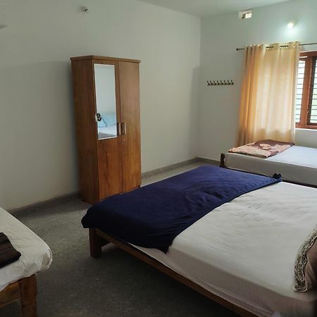 Shivalaya Homestay, Madikeri Siddapura  Exterior photo