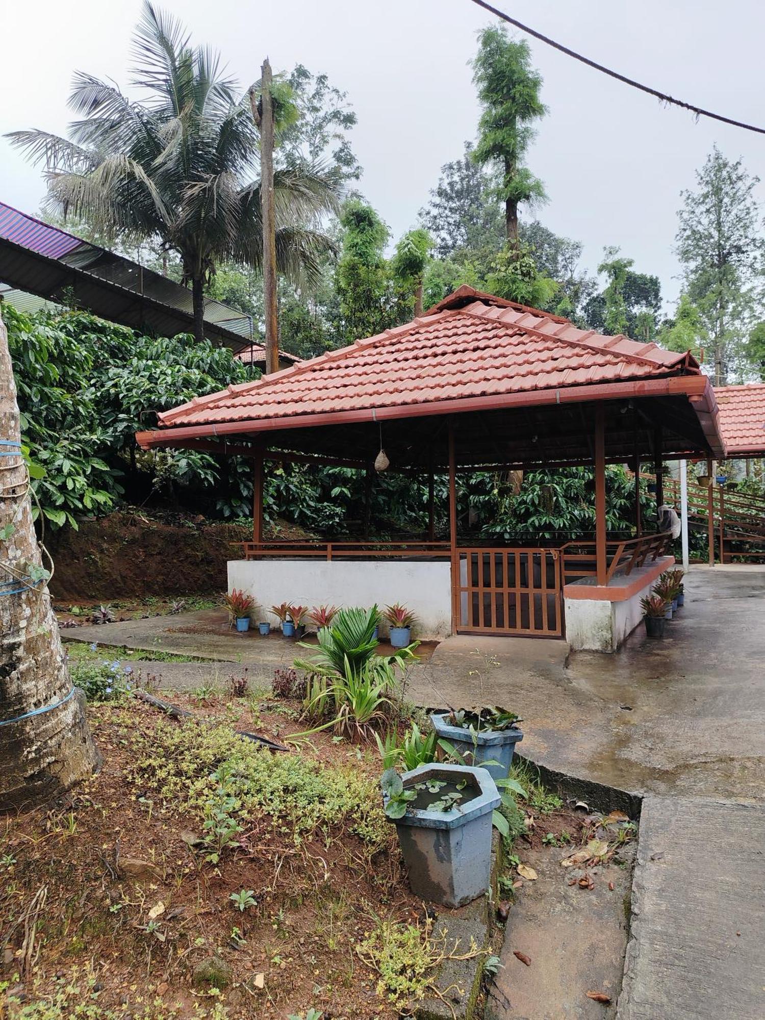 Shivalaya Homestay, Madikeri Siddapura  Exterior photo